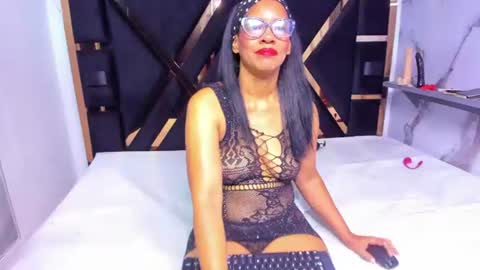 sara_tourner online show from June 11, 11:19 am