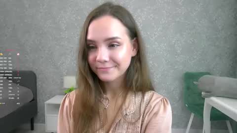 Snapshot of sara_whooops chatting on October 13, 7:36 pm Im Sara online show from October 13, 7:36 pm