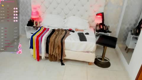 Saraa Gomez online show from January 25, 11:00 pm