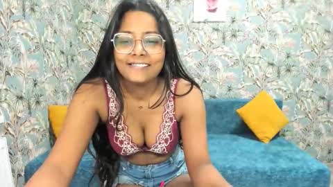 saraa_jayy online show from September 29, 6:51 am