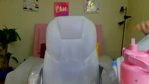 Snapshot of saraa_ramirez chatting on December 16, 4:02 am Sarah Ramirez online show from December 16, 4:02 am