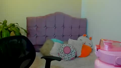 Snapshot of saraa_ramirez chatting on December 16, 10:18 am Sarah Ramirez online show from December 16, 10:18 am
