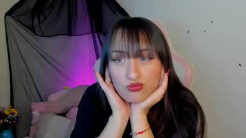 Snapshot of saraa_ramirez chatting on January 6, 3:31 am Sarah Ramirez online show from January 6, 3:31 am