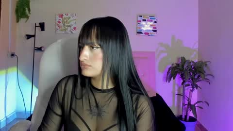 Snapshot of saraa_ramirez chatting on February 6, 2:48 pm Sarah Ramirez online show from February 6, 2:48 pm