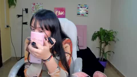 Snapshot of saraa_ramirez chatting on February 7, 12:17 pm Sarah Ramirez online show from February 7, 12:17 pm