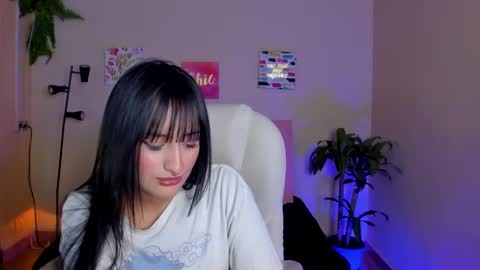 Snapshot of saraa_ramirez chatting on February 13, 8:34 pm Sarah Ramirez online show from February 13, 8:34 pm