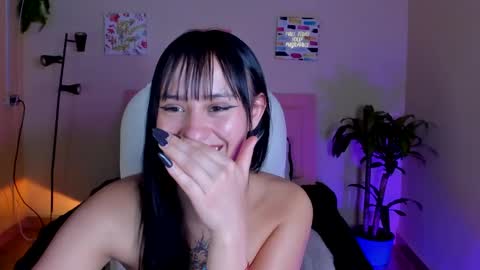 Snapshot of saraa_ramirez chatting on February 14, 8:48 pm Sarah Ramirez online show from February 14, 8:48 pm