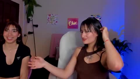 Snapshot of saraa_ramirez chatting on February 21, 5:42 pm Sarah Ramirez online show from February 21, 5:42 pm