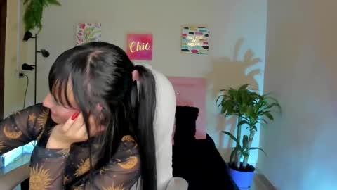 Snapshot of saraa_ramirez chatting on February 26, 2:57 pm Sarah Ramirez online show from February 26, 2:57 pm