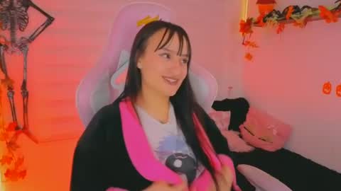 Sarah Ramirez online show from October 16, 9:21 am