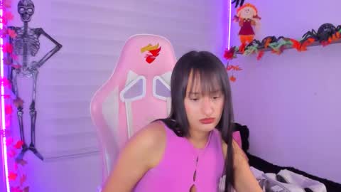 Sarah Ramirez online show from November 1, 3:19 am