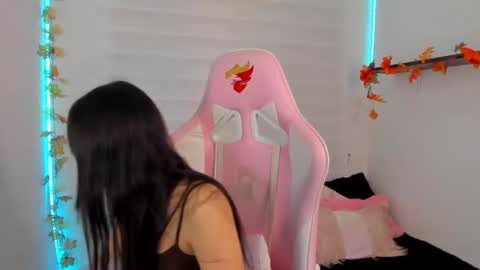 Sarah Ramirez online show from November 15, 3:26 am