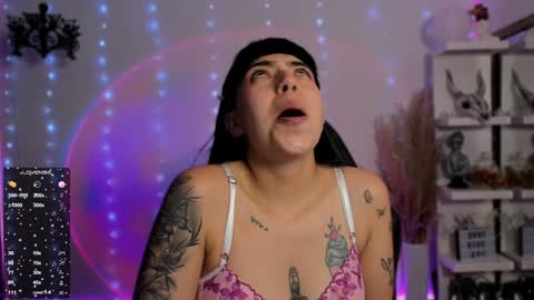 Sara online show from December 20, 7:07 pm