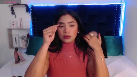 SARAHGIL online show from March 8, 8:46 pm