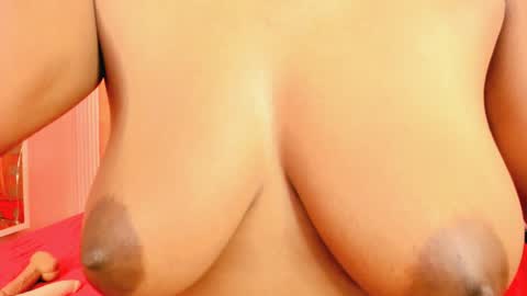 Sara Castillo online show from January 13, 3:47 pm