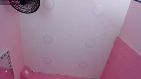 Sara Castillo online show from September 13, 9:53 am