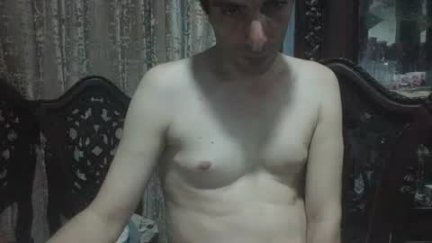 Snapshot of saraclit chatting on June 11, 11:47 pm pass kika online show from June 11, 11:47 pm