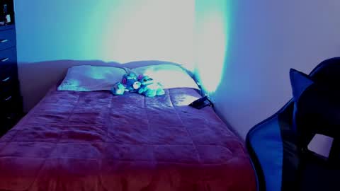 Snapshot of saradiazxxx chatting on April 26, 2:37 pm saradiazxxx online show from April 26, 2:37 pm