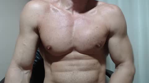 saradorj92 online show from March 23, 1:31 am