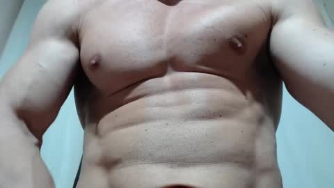 saradorj92 online show from May 31, 10:44 pm