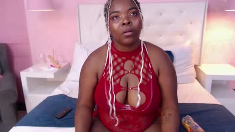 saradunss online show from September 9, 8:41 pm