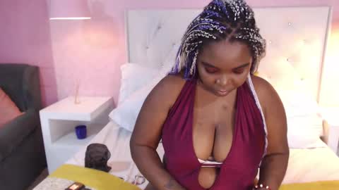 saradunss online show from September 11, 9:48 pm