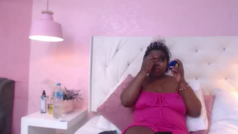 saradunss online show from October 5, 9:40 am