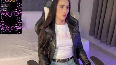  Sara Gomez  online show from January 10, 1:35 pm