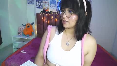 Snapshot of saragonz chatting on September 15, 5:02 pm saragonz online show from September 15, 5:02 pm