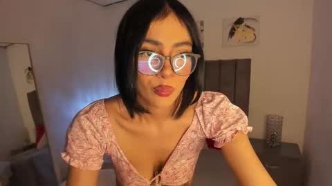 Snapshot of sarah__bigboobs chatting on January 15, 11:30 pm sarah__bigboobs online show from January 15, 11:30 pm