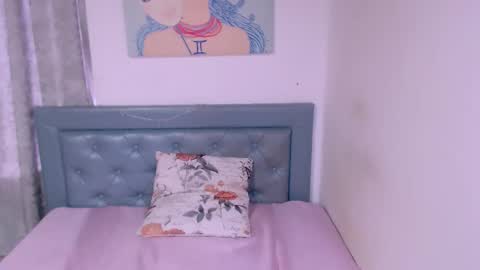 sarah online show from October 1, 6:25 pm