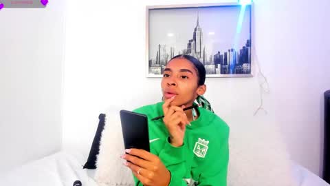 sarah_ashbourne online show from October 2, 1:29 pm