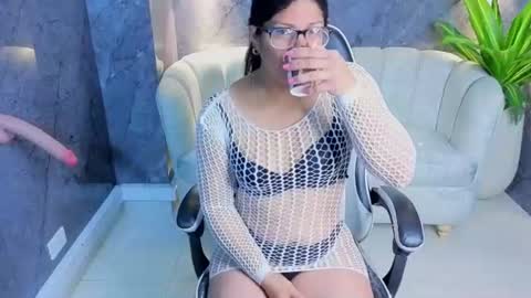 sarah_bay_tx online show from July 26, 12:34 pm