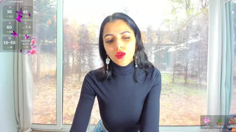 Sara online show from December 2, 9:24 am