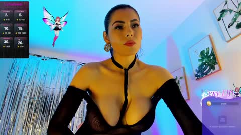 Snapshot of sarah_perez1 chatting on January 31, 4:36 am INSTAGRAM...sarah22 p online show from January 31, 4:36 am