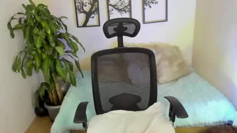 Snapshot of sarah_ramirez777 chatting on December 14, 2:34 am Sarah Ramirez online show from December 14, 2:34 am