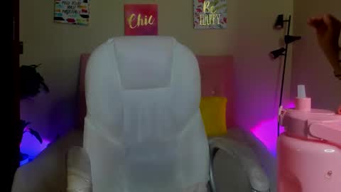 Snapshot of sarah_ramirez777 chatting on December 16, 4:13 am Sarah Ramirez online show from December 16, 4:13 am