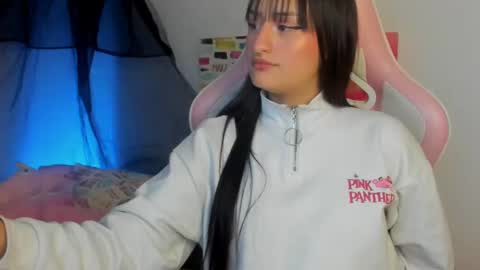 Snapshot of sarah_ramirez777 chatting on December 27, 5:31 am Sarah Ramirez online show from December 27, 5:31 am