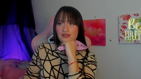 Snapshot of sarah_ramirez777 chatting on December 28, 4:19 am Sarah Ramirez online show from December 28, 4:19 am