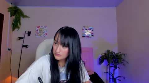 Snapshot of sarah_ramirez777 chatting on February 13, 2:52 pm Sarah Ramirez online show from February 13, 2:52 pm