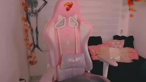 Sarah Ramirez online show from October 15, 3:06 am