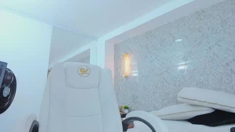 sarah online show from September 30, 12:21 pm