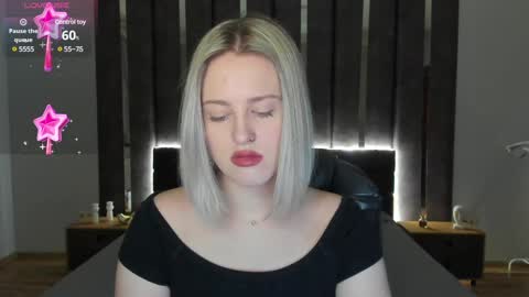 Sarah online show from January 6, 1:31 am