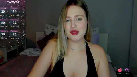 Snapshot of sarah_soul chatting on October 2, 1:01 am Sarah online show from October 2, 1:01 am