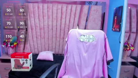 Sarah online show from March 25, 1:39 pm