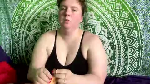 Snapshot of sarah_the_muse chatting on August 1, 5:56 pm Sarah online show from August 1, 5:56 pm