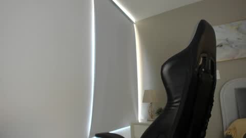 sarahI miss you guys online show from February 8, 3:31 pm