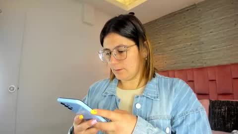 Sarah Deyvis online show from September 22, 12:51 pm