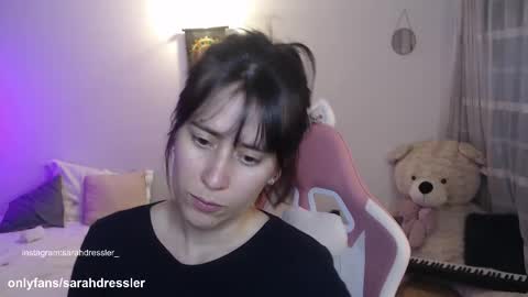 sarahdressler online show from September 16, 1:17 am