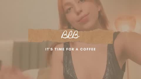 Snapshot of sarahgrant_ chatting on January 25, 5:40 am sarahgrant_ online show from January 25, 5:40 am